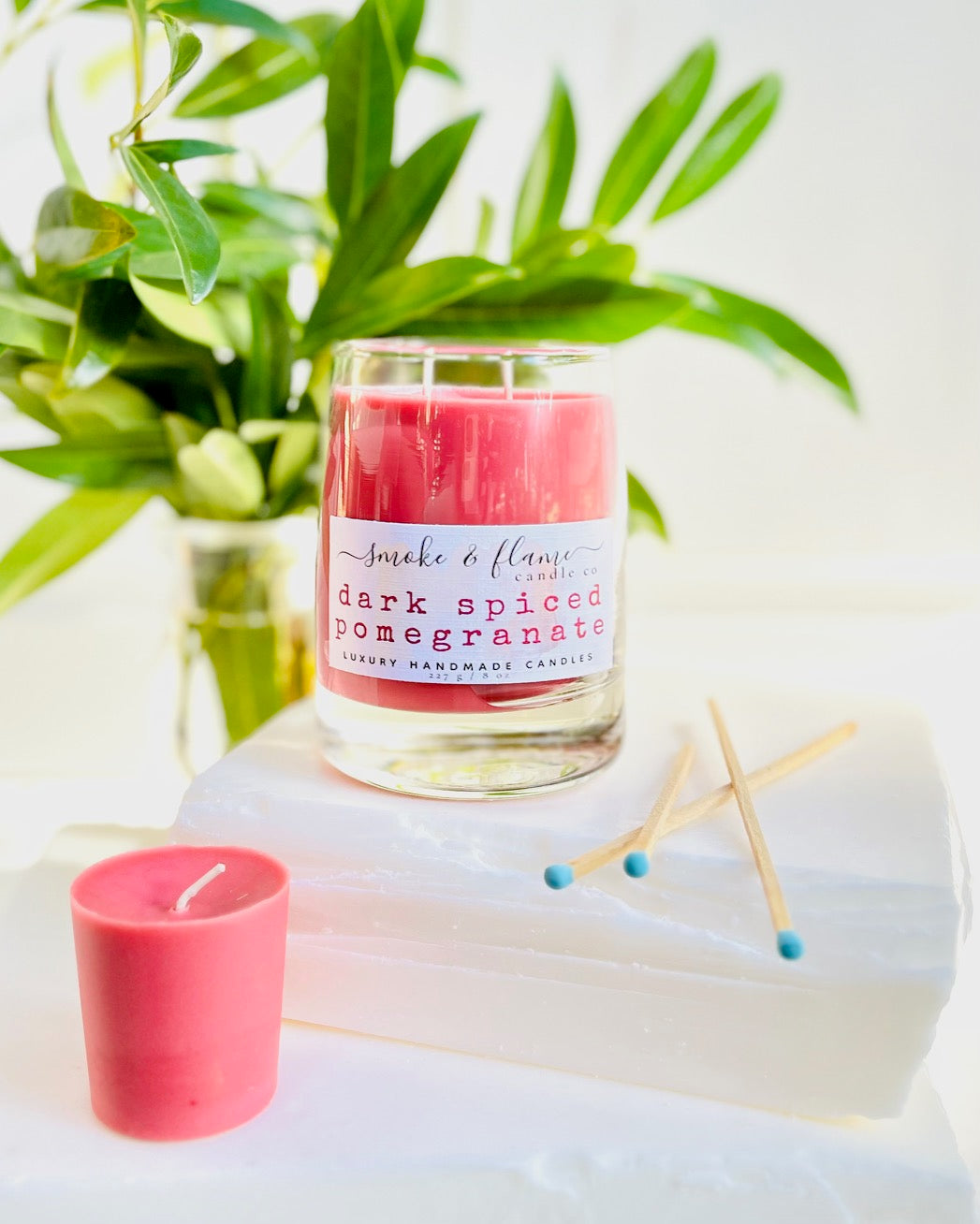 dark spiced pomegranate luxury candle